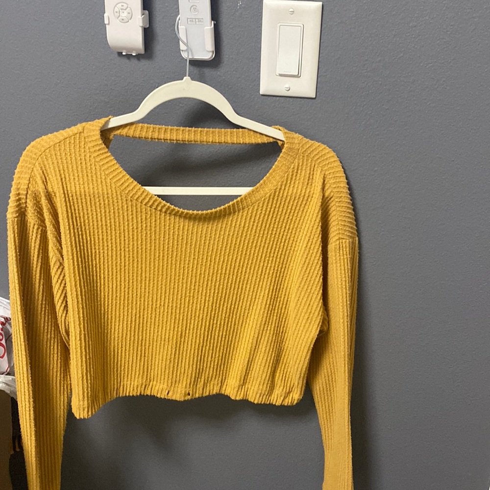 Dark beige “seriously soft” AERO